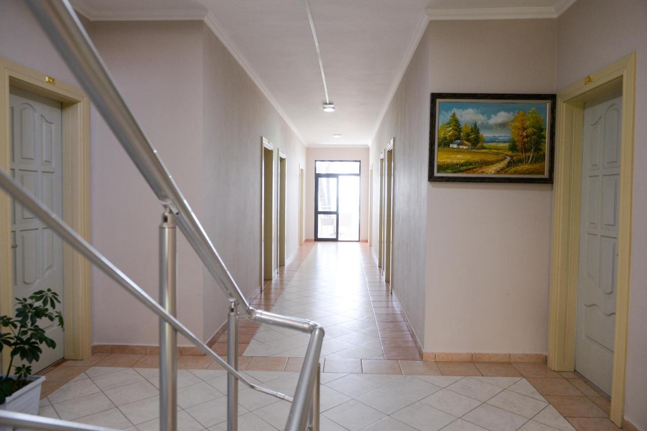 Hotel Andi Durrës Extérieur photo