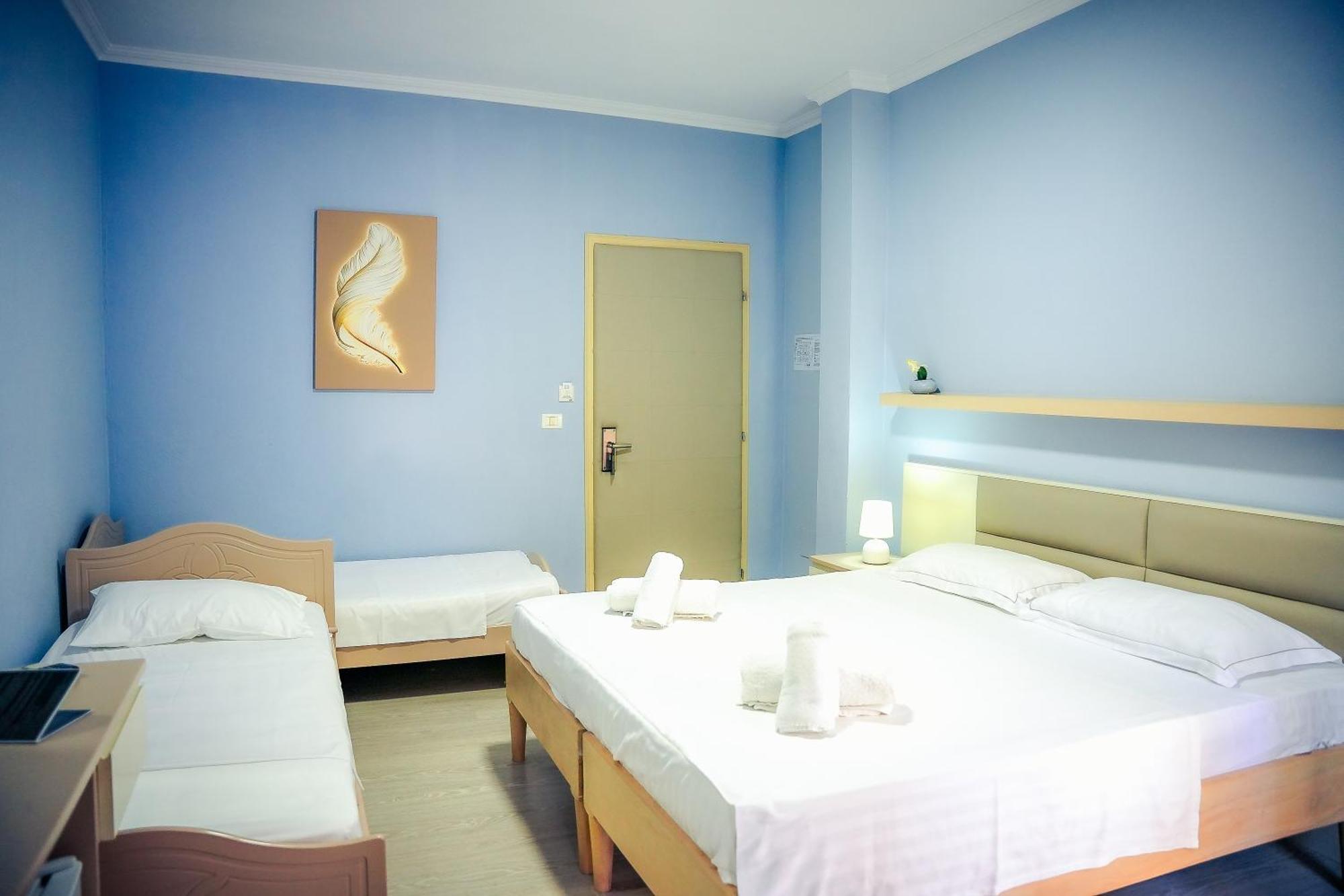 Hotel Andi Durrës Extérieur photo