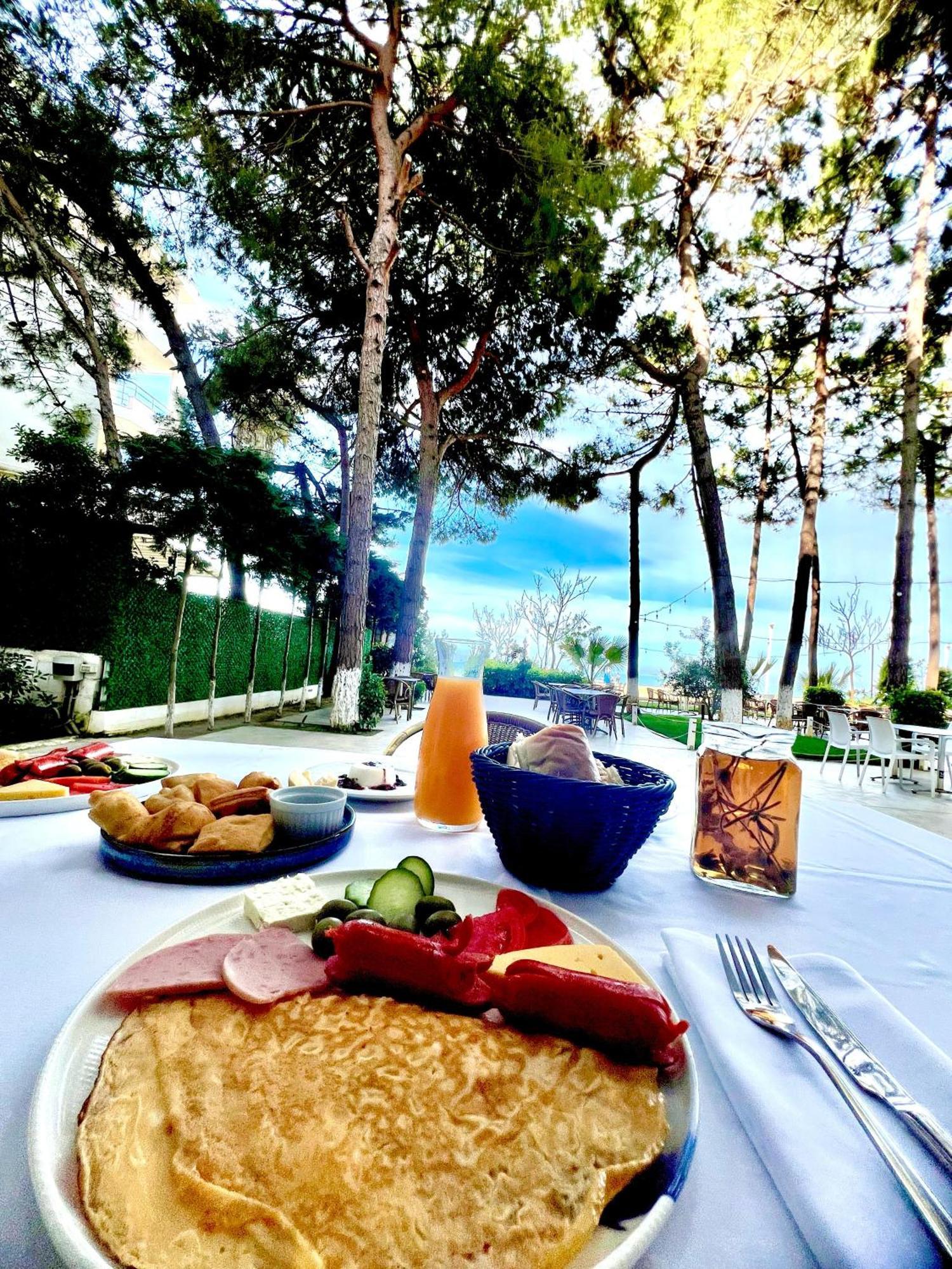 Hotel Andi Durrës Extérieur photo